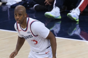 船記質(zhì)疑球隊(duì)決定：在如此糟糕的賽季里 這就是你采取的第一步？