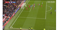 勒費(fèi)開出角球，阿德雷特前點(diǎn)甩頭攻門擊中立柱彈出