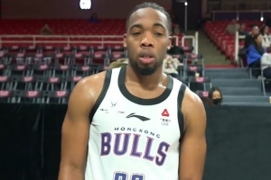 難救主！阿諾斯克13中8空砍全隊(duì)最高19分外加8板 罰球5中3