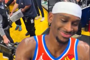 大將之風(fēng)！SGA笑對(duì)勇士球迷的面嘲 并給球迷玩具簽名