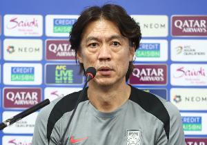 韓國隊(duì)主帥洪明甫抵達(dá)華盛頓：世界杯抽簽結(jié)果是無法預(yù)測的