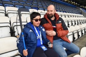 官方：皇權(quán)球場提供音頻描述解說，萊斯特城邀請視障兒童球迷體驗