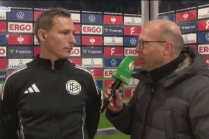 裁判談點球判罰：塔的手臂擴(kuò)大了防守面積，凱恩肘部碰到對方面部