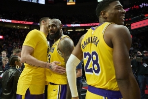 楊毅：詹姆斯永遠做正確的選擇 喬丹&科比是極致的個人英雄主義