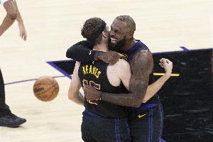 隊安！東契奇本賽季缺陣五場比賽 這五場湖人戰(zhàn)績4勝1負