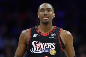 感謝小弟埃奇庫姆！馬克西28中13砍35分3板2助2斷 三分11中4