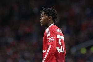 郵報：若梅努冬窗離開曼聯(lián)，有多達12家俱樂部都想要得到他