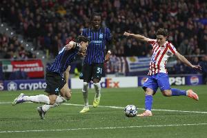 記者：巴薩對阿爾瓦雷斯的興趣降低，認為他不值馬競要求的價格