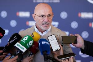 德拉富恩特：世界杯沒(méi)有比賽是容易的，我們的目標(biāo)不僅是小組晉級(jí)