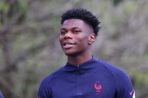 瓊阿梅尼和孔德：多元化造就了今天的法國(guó)，這不該成為一個(gè)問(wèn)題