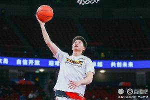 難救主！劉澤希14中6拿到16分8板4助 三分5中3