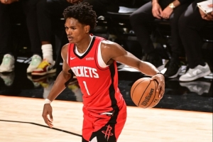 烏度卡：阿門并不需要一直持球才能發(fā)揮出色 他能掩護空切