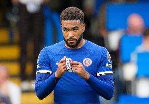 隊內標桿！電訊報：里斯·詹姆斯在更衣室作用大，幫助管理球隊