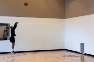 老炮的籃球沒有結(jié)束！保羅在INS曬個(gè)人訓(xùn)練視頻：持續(xù)積累每一天