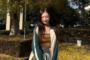 國安總經(jīng)理李明女兒現(xiàn)場觀戰(zhàn)足協(xié)杯決賽，與弟弟李嗣镕一同慶祝