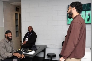 昨天都沒打！詹姆斯轉(zhuǎn)發(fā)和塔圖姆會面照片：高爾夫球討論??事實