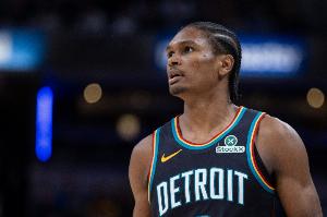 高效全面！奧薩爾·湯普森7投6中 砍下13分6籃板8助攻&正負(fù)值+14