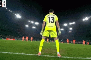 孔德送點(diǎn)，庫(kù)喬點(diǎn)射破門，貝蒂斯再扳一球3-5巴薩