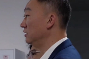 更衣室直擊 | 賽后復盤：贏球不松懈！