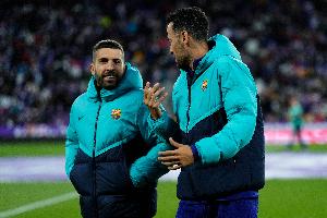 完美謝幕！36歲阿爾巴生涯804場(chǎng)22冠，37歲布斯克茨981場(chǎng)37冠