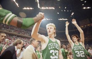 真摯的祝福！祝NBA名宿拉里·伯德69歲生日快樂！??