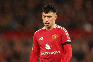 郵報(bào)：曼聯(lián)現(xiàn)役球員與名宿關(guān)系差 利馬曾因斯科爾斯批評(píng)安排見面