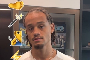 西蒙斯組建完美球員：左腳梅西、右腳+技巧內(nèi)馬爾、速度姆巴佩