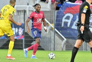 科納特潛在替代者！瑞士天空：利物浦重點(diǎn)關(guān)注雷恩20歲中衛(wèi)雅奎特