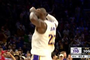 ??王冠戴起來！詹姆斯關(guān)鍵時(shí)刻個(gè)人連續(xù)強(qiáng)投砍下10分