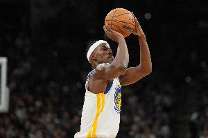 復出狀態(tài)可以！巴特勒10中5拿到19分8板6助2斷