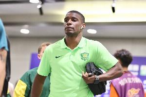 足球報(bào)點(diǎn)評(píng)國(guó)安外援：僅法比奧一人高光，后腰位置不符合達(dá)萬特點(diǎn)