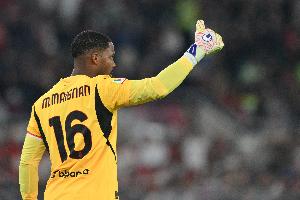 慢鏡頭記者：邁尼昂現(xiàn)在想要800萬(wàn)歐續(xù)約年薪，米蘭只提供500萬(wàn)歐