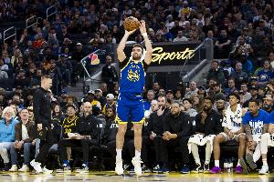 雙向球員！斯潘塞近4場場均16分4板5.8助 投籃59.1% 三分75%