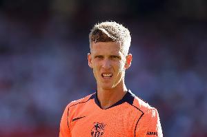 傷缺至少一個月！每體：巴薩決定讓奧爾莫保守治療，不接受手術(shù)