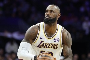 現(xiàn)役末節(jié)10+次數(shù)？詹姆斯391次比第2多180次 KD屈居第3&庫里僅第6