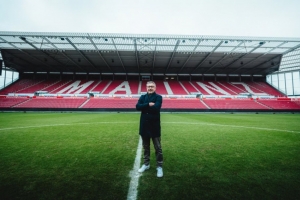 官方：美因茨任命前柏林聯(lián)主帥費(fèi)舍爾為球隊(duì)主教練，簽約至2028年