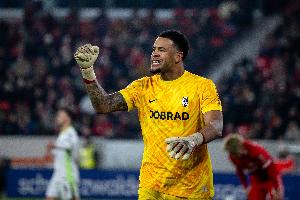 記者：國米對(duì)弗賴堡門將阿圖博魯很感興趣，不太可能和索默續(xù)約