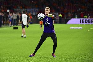 年薪高達1000萬歐！法爾克：拜仁希望出售外租門將努貝爾