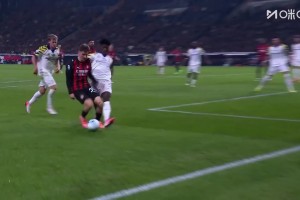 米蘭2球領(lǐng)先！薩56突破穿襠過人造點(diǎn)！萊奧主罰穩(wěn)穩(wěn)命中！