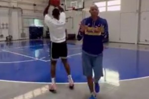 傳奇射手雷吉·米勒！垃圾話絲毫影響不到他 三分球彈無虛發(fā)