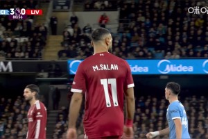 還是越位！解說：索博一開始不想給薩拉赫傳球