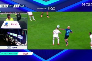 進(jìn)球取消！澤林斯基遠(yuǎn)射破門！主裁查看VAR判罰迪馬爾科手球！