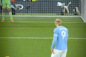 點球不進，哈蘭德深知只有自己才能救贖自己