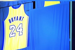 啊這??惡搞湖人退役尼科-哈里森77號(hào)球衣！