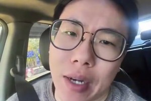 MVP不是白來的！亞歷山大做的這個平衡訓(xùn)練，沒幾個人能完成吧