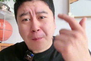 火箭打弱隊 一節(jié)就打花 半場81分 真的攻防一體了...