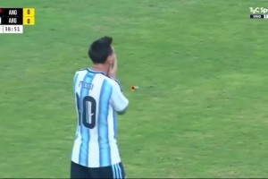 可惜了！阿爾馬達(dá)倒三角傳球，梅西跟進(jìn)無人盯防射門打高！