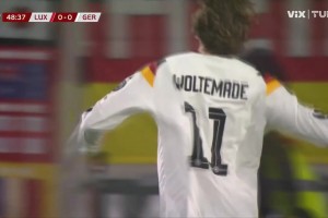 德國打破僵局！薩內(nèi)傳中送助攻，沃爾特馬德鏟射破門！