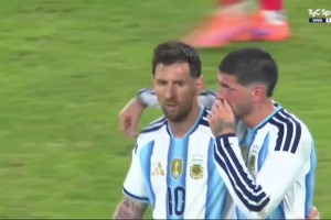 梅西傳射！梅西禁區(qū)內(nèi)抽射破門！勞塔羅直塞送助攻！