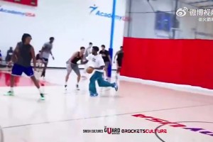 06賽季最佳三陣場均數(shù)據(jù)！艾弗森場均33分姚明22+10！